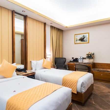 Marine Inn Hotel Kochi Eksteriør bilde