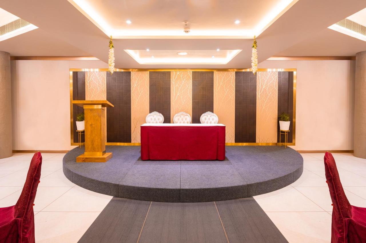 Marine Inn Hotel Kochi Eksteriør bilde